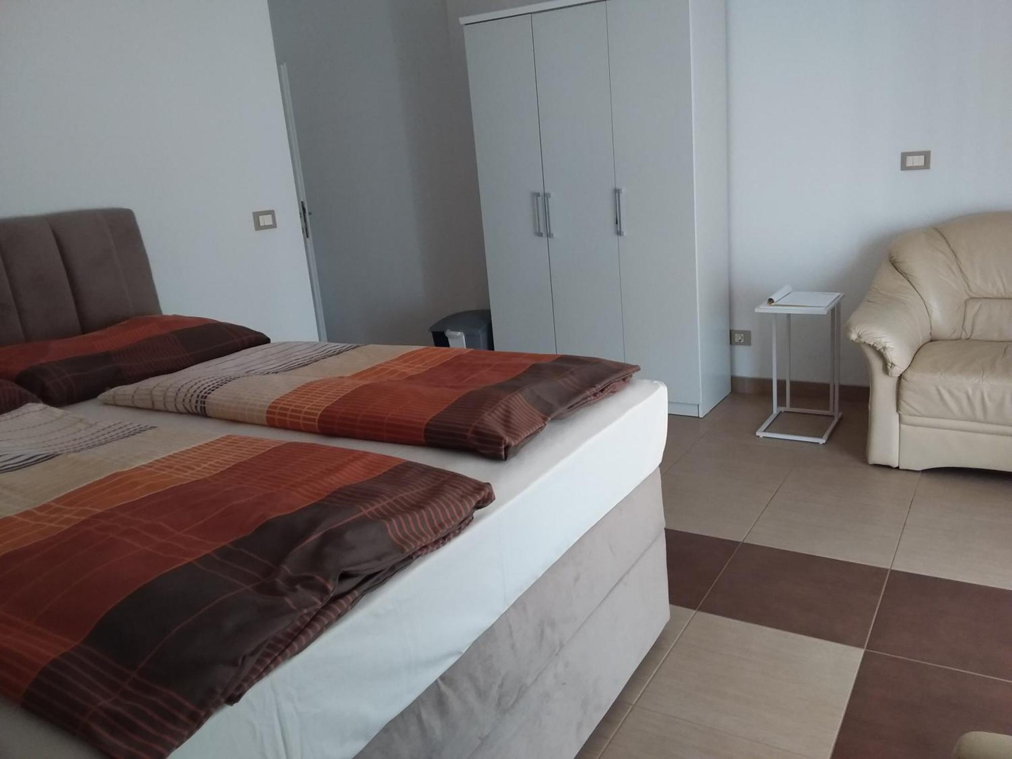 House Apartments Ariamare Пореч Екстериор снимка