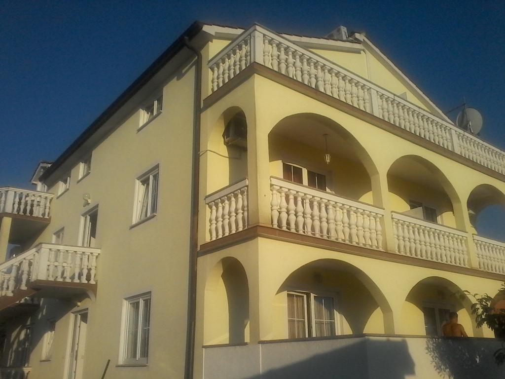 House Apartments Ariamare Пореч Екстериор снимка