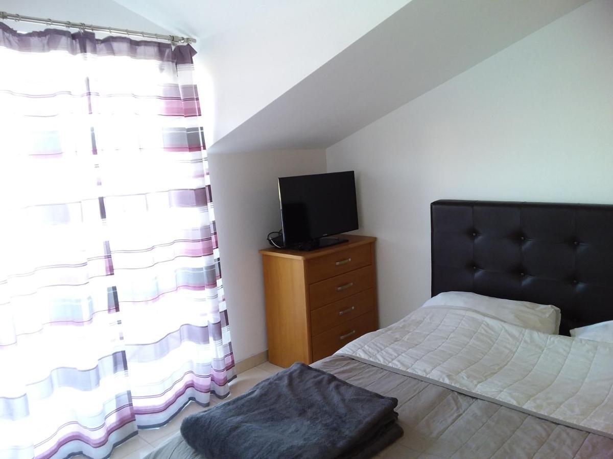 House Apartments Ariamare Пореч Екстериор снимка