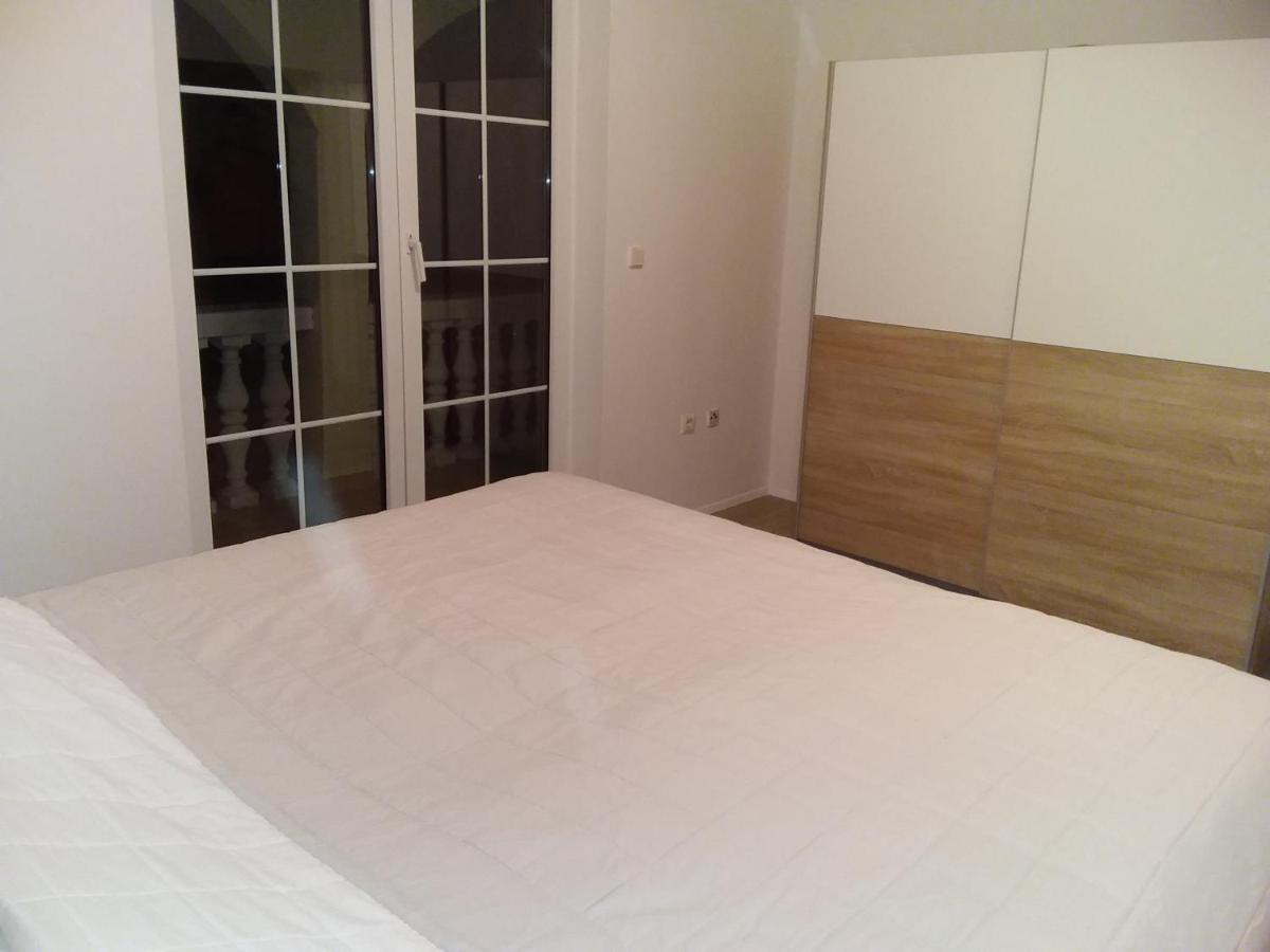 House Apartments Ariamare Пореч Екстериор снимка