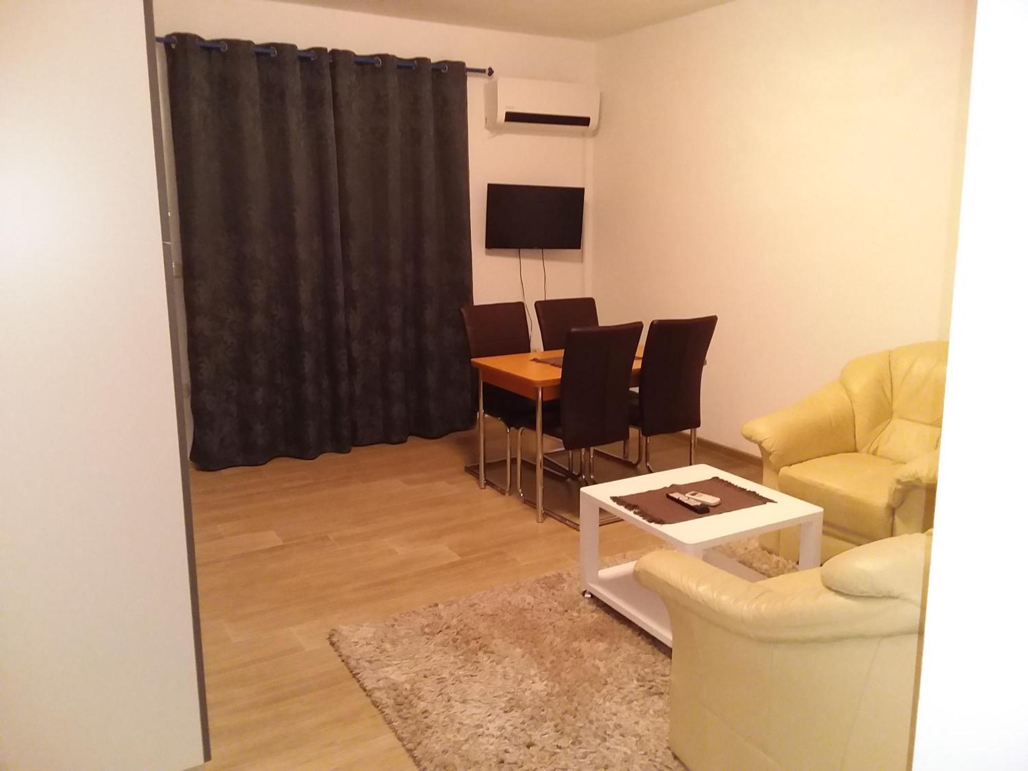 House Apartments Ariamare Пореч Екстериор снимка